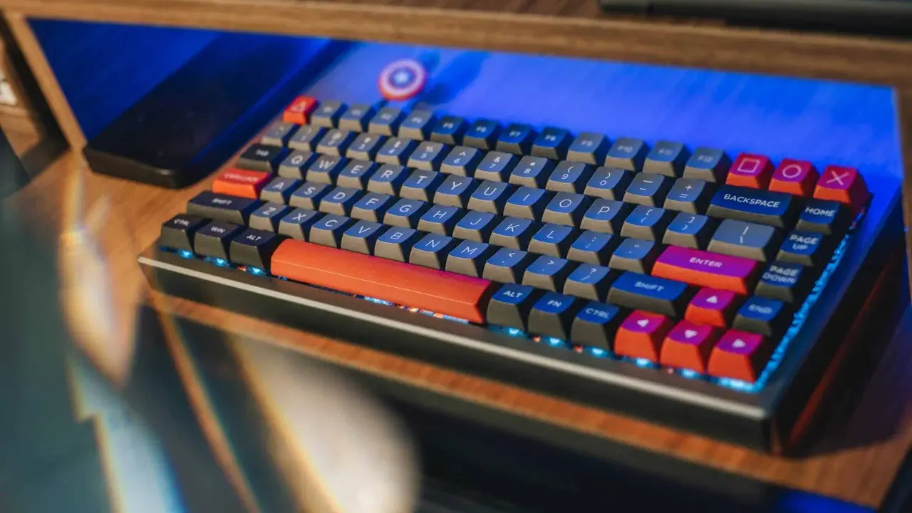 Clavier gamer personnalisable avec touches colorées. Un guide pour comment choisir son clavier gamer.