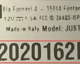 Étiquette avec le numéro de série JUG22020162BE, modèle JUSTO, fabriqué en Italie. Ce numéro est essentiel pour l'identification de votre trottinette Dualtron.