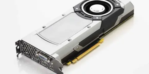 Carte graphique NVIDIA, prête pour un test GPU. Son design argenté et noir est prêt à montrer sa puissance.