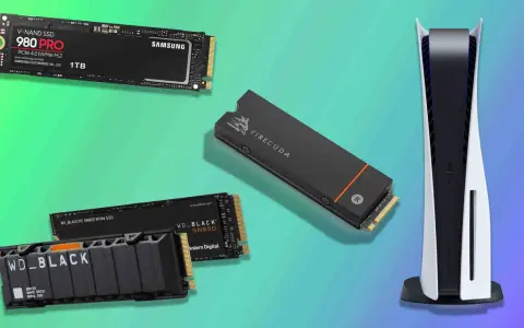 Une console PS5 avec plusieurs SSD M.2, dont un Samsung 980 PRO et des WD_BLACK SN850, prêts pour des jeux plus rapides.