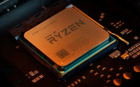 Un processeur AMD Ryzen 7 1800X, idéal pour jouer en 4K.