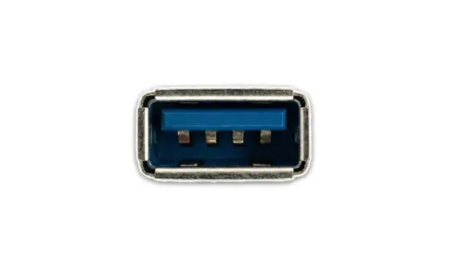 Port USB 3.0 avec son intérieur bleu distinctif, un indice visuel du code couleur USB pour une connexion rapide.