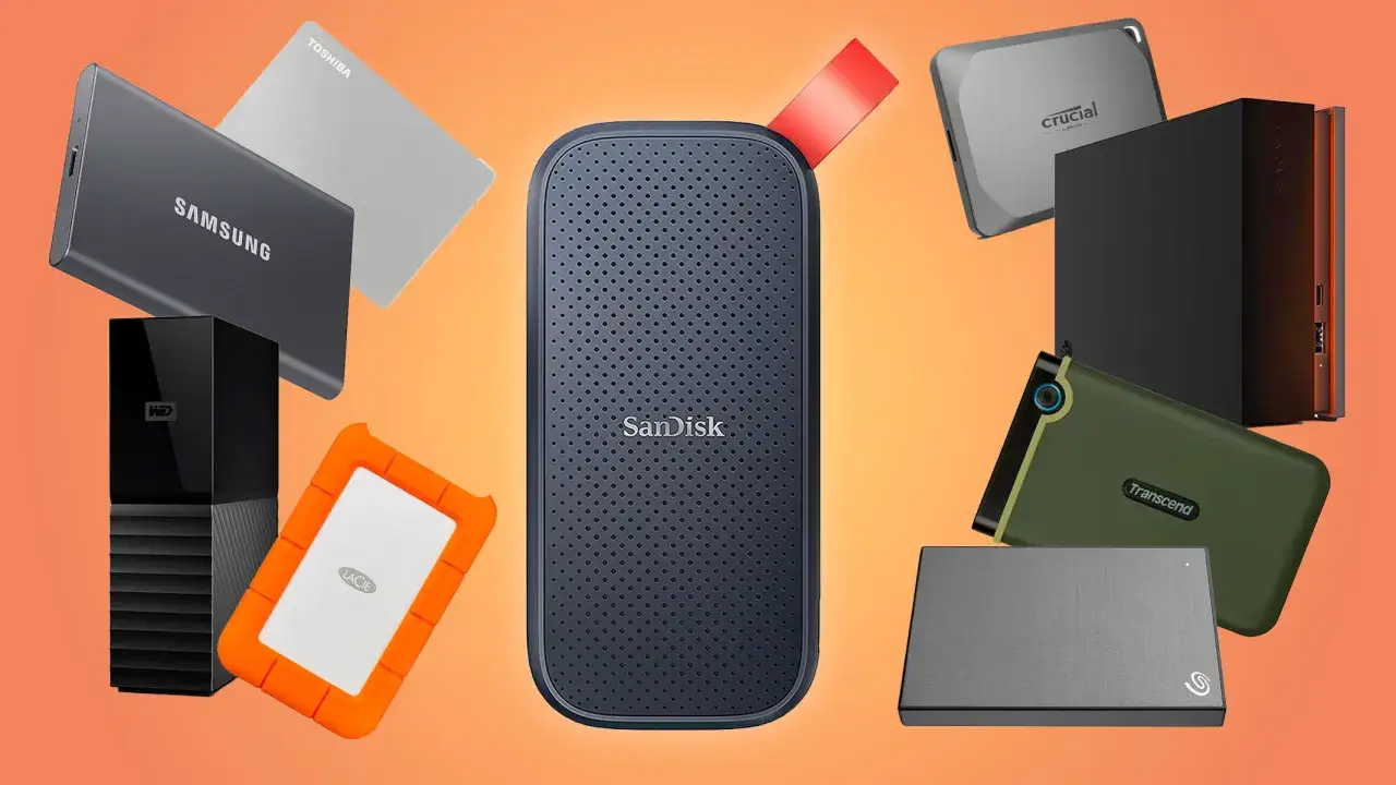 Collection de disques durs externes HDD ou SSD de diff&eacute;rentes marques : Samsung, Toshiba, SanDisk, WD, LaCie, Crucial, Seagate, Transcend.
